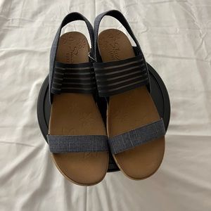 Skechers Relaxed Step Luxe Foam Open toe Sandals